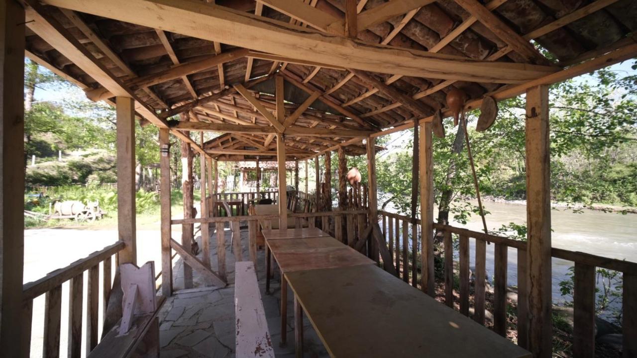 Guesthouse - Family Hotel Bagdati Bagian luar foto