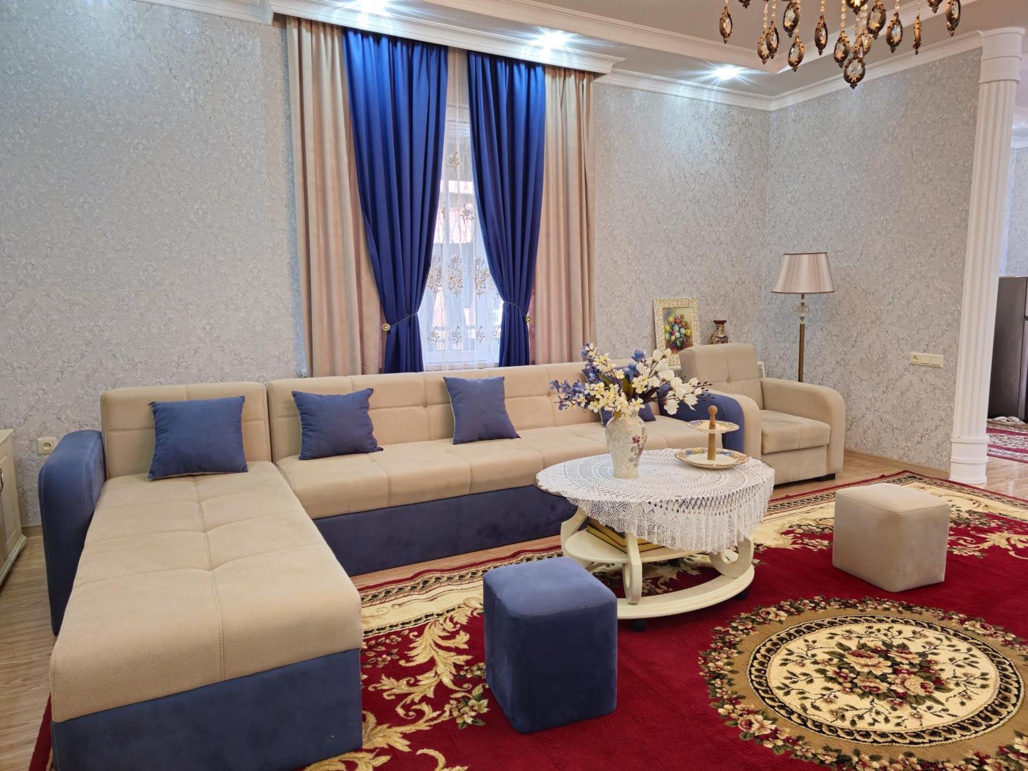Guesthouse - Family Hotel Bagdati Bagian luar foto